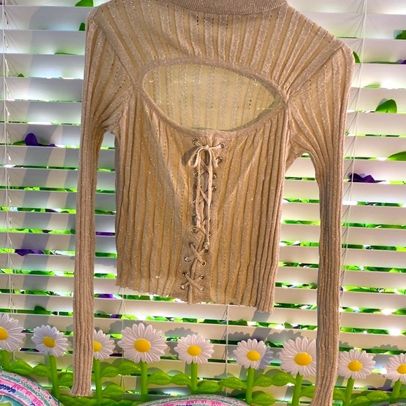 CBR gold lace up crop top sweater - Picture 1 of 6